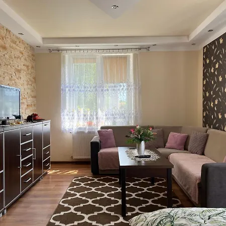 Kawalerka W Apartman *